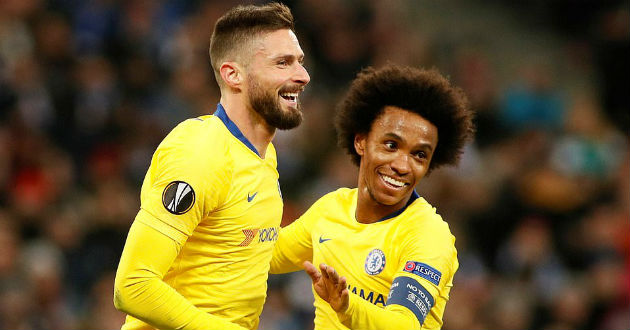 giroud celebrates his goal with team mate willian