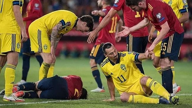 ibrahimovic and azpilicueta 1