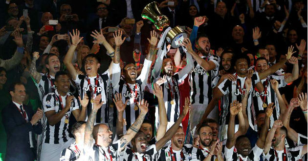 juventus celebrate winning the coppa italia