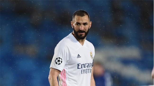 karim benzema real madrid sad