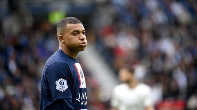 kylian mbappe psg 19