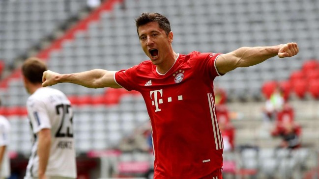 lewandowski celebrations 2019 20