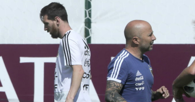 lionel messi and hohe sampaoli