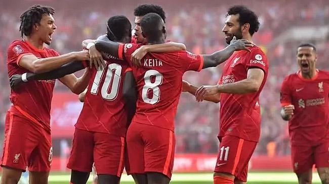 liverpool celebrate fa cup final manchester city