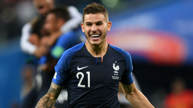 lucas hernandez celebrates a goal for france