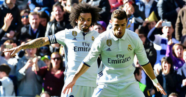 marcelo and ronaldo celebrating a goal for real madrid