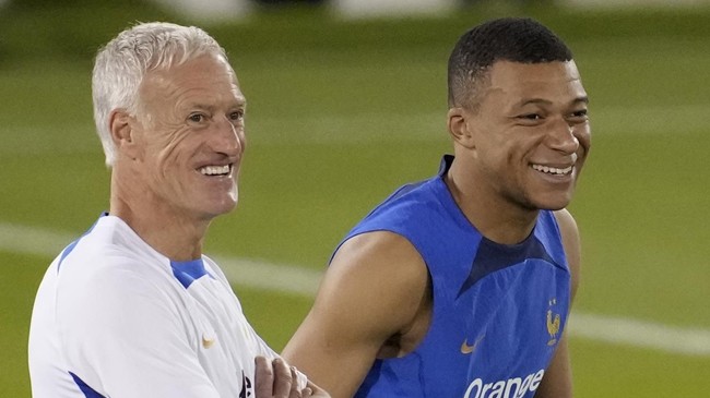 mbappe and deschamps