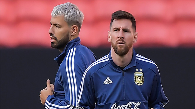 messi and aguero 2