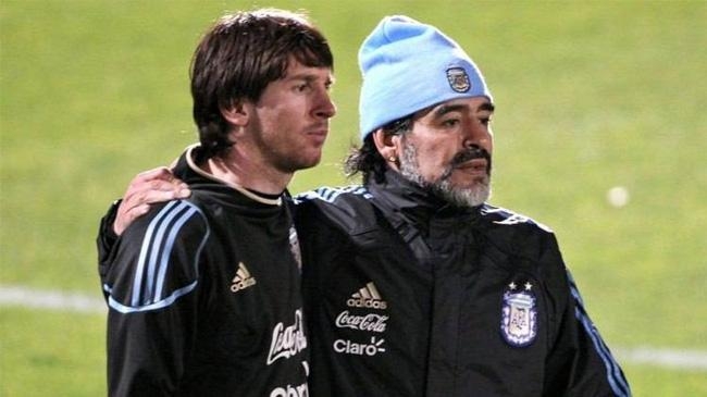 messi and maradona 5