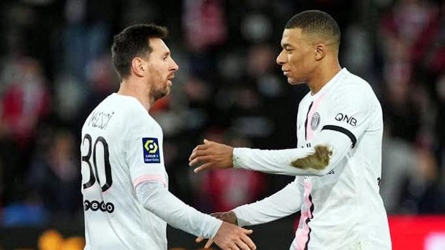 messi and mbappe 5