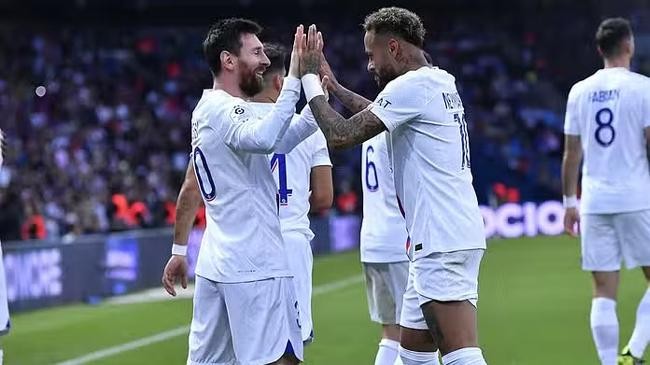 messi and neymar psg 4