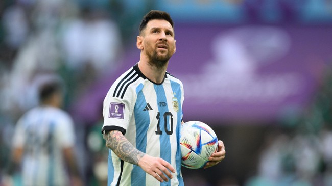 messi argentina 19