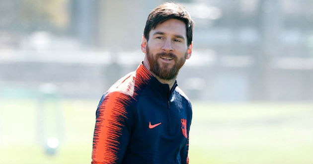 messi back in barce training