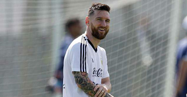messi practices for argentina
