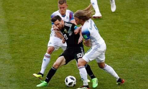 messi vs iceland world cup