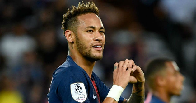 neymar celebrates a goal for psg