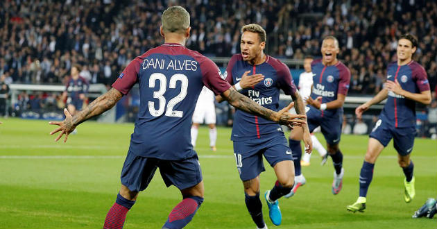 neymar dani alves vs bayarn