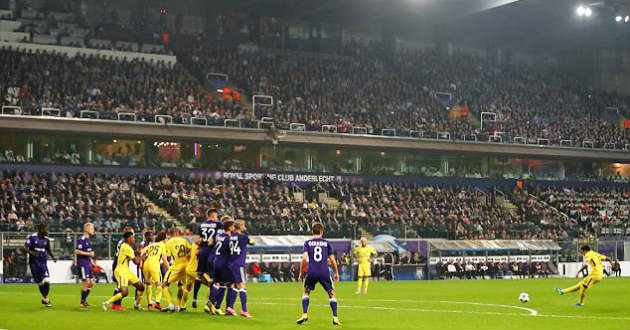 neymar free kick vs anderlecht