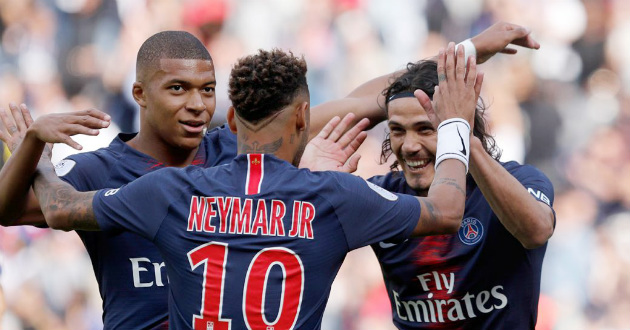 neymar mbappe adinson cavani