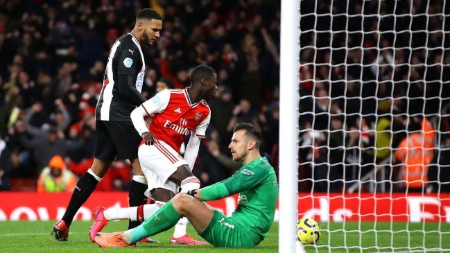 nicolas pepe celebration after score