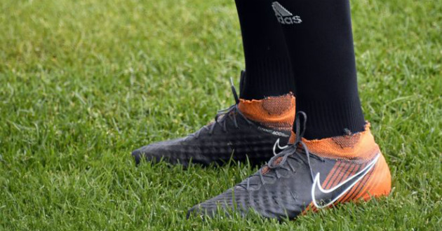 nike stopped supplying boot to iran football team
