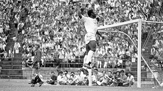 pele celebration