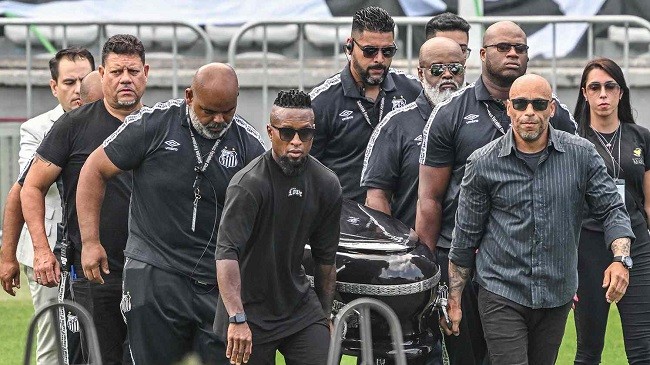 pele funeral urbano caldeira stadium