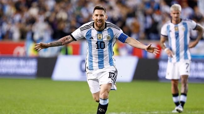 performance messi argentina 2