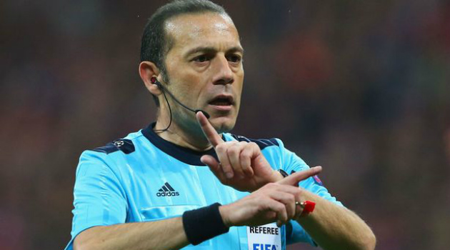 referee cuneyt cakir