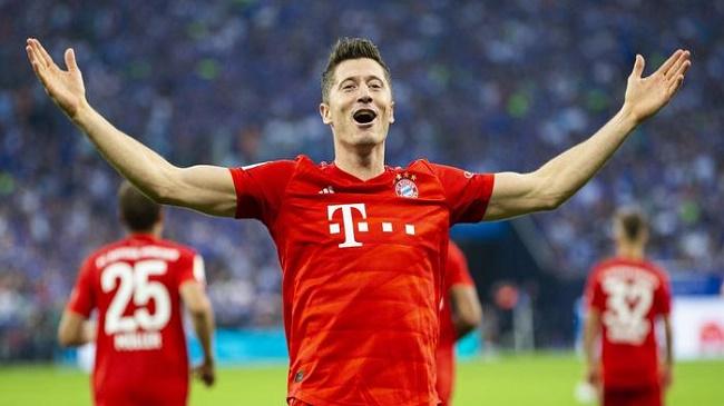 robert lewandowski goal celebration