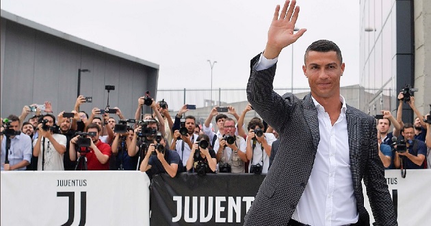 ronaldo in turin 2