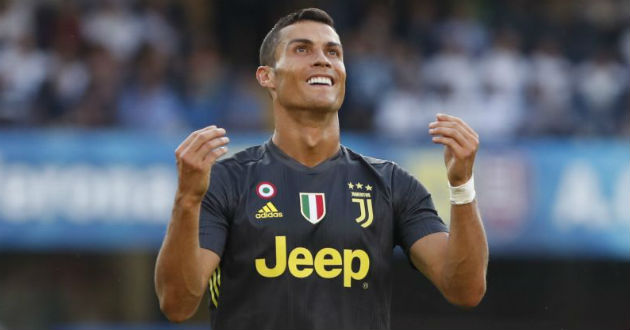 ronaldo juventus footballer