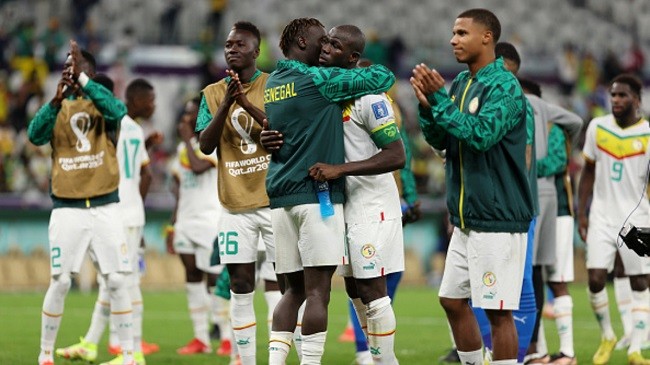 senegal celebrating thier victory