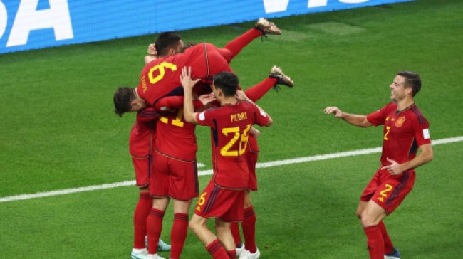 spain thrashed costa rica