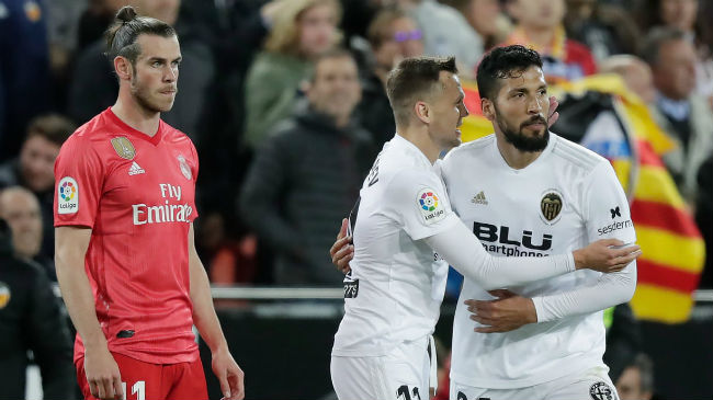 valencia celebrate a goal