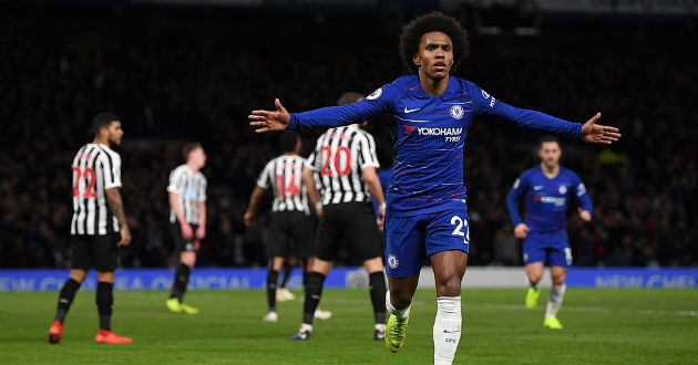 willian celebrates a goal for chelsea