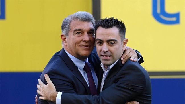 xavi and laporta 1