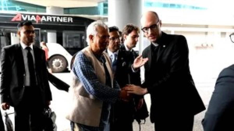 দোহা থেকে রোমে ড. ইউনূস