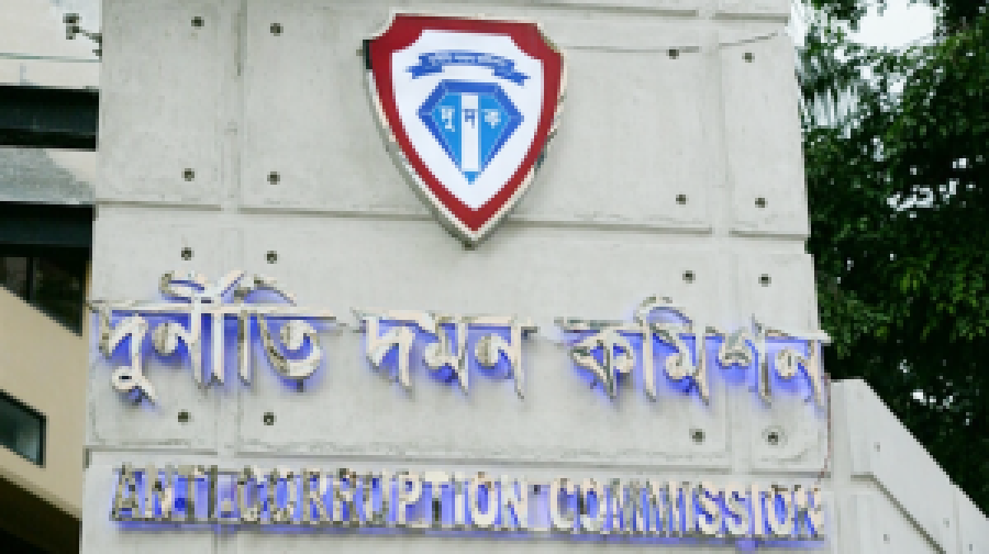 এনবিআরের ৬ কর্মকর্তার বিরুদ্ধে অনুসন্ধানে দুদক