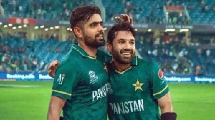 পাকিস্তান ক্রিকেটে নতুন সমীকরণ, ‘বি’ ক্যাটাগরিতে বাবর-রিজওয়ান