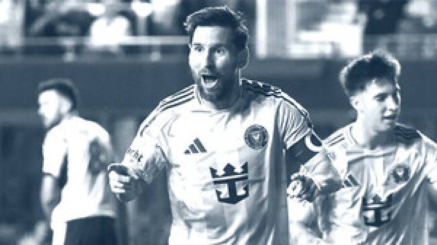 মেসির জোড়া গোলে প্লে-অফে মায়ামির দাপুটে শুরু