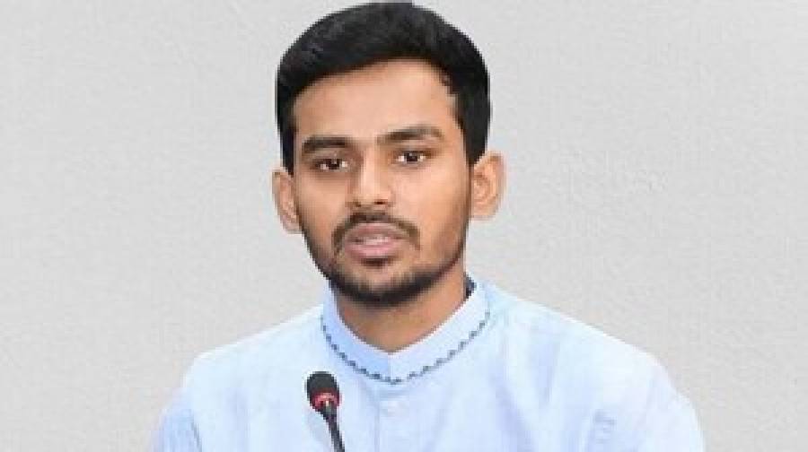 বিএনপির ফাঁকা রাখা ঢাকা-১০ আসনে ভোটার হতে যাচ্ছেন আসিফ মাহমুদ