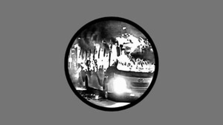 মিরপুরে বাসে আগুন: জনতার ধাওয়ায় নদীতে ডুবে কিশোরের মৃত্যু, আটক ১