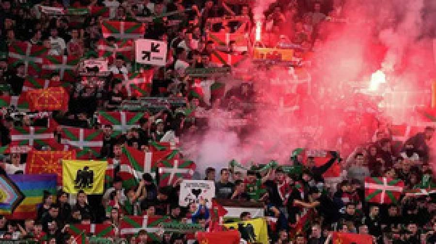 স্পেনের মাঠে ফিলিস্তিনের পতাকা: ৫০ হাজার দর্শকের কণ্ঠে প্রতিবাদের সুর