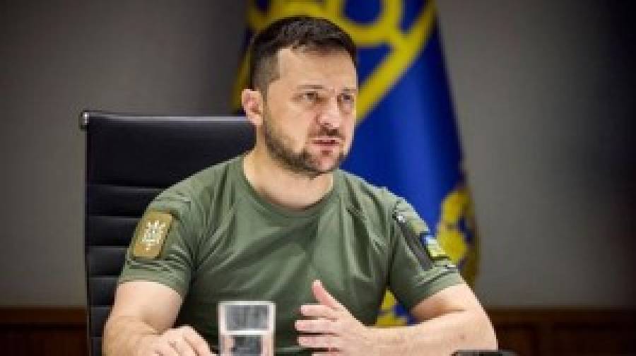 জেলেনস্কি: ফ্রান্সের সঙ্গে ঐতিহাসিক চুক্তি করছি