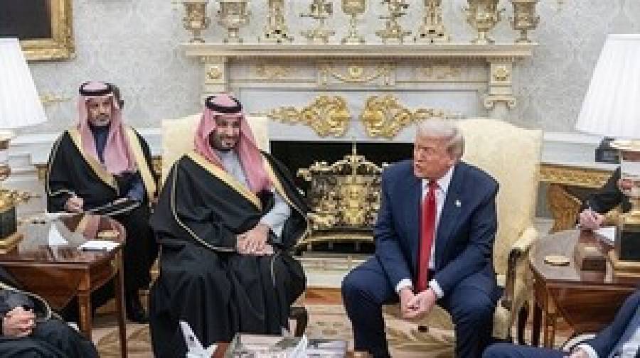 যুক্তরাষ্ট্রে ১ ট্রিলিয়ন ডলার বিনিয়োগের প্রতিশ্রুতি দিলেন সৌদি যুবরাজ!