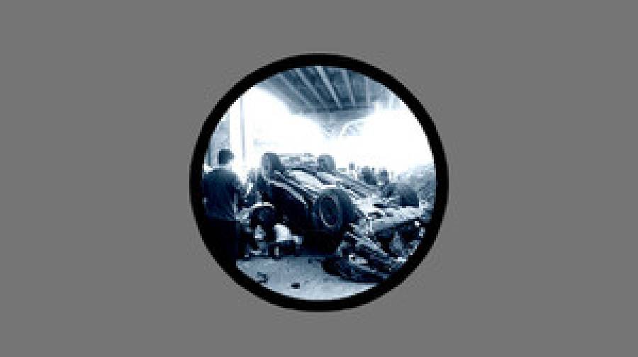 চট্টগ্রামে এক্সপ্রেসওয়ে থেকে ছিটকে পড়ল প্রাইভেটকার, পথচারী নিহত