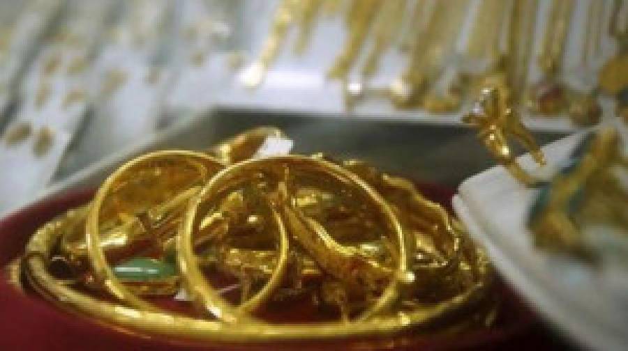 একদিনের ব্যবধানে কমলো সোনার দাম