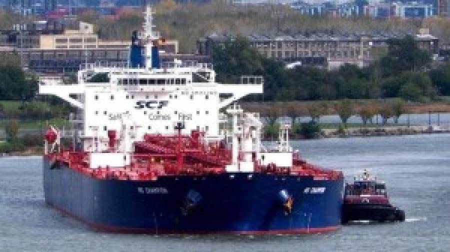 শুল্ক-চাপে পিছু হটল দিল্লি? রিলায়েন্সের সিদ্ধান্তে রুশ তেলে লাগাম