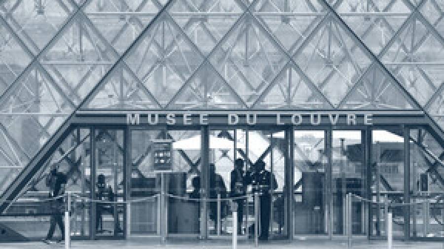 লুভ্যর জাদুঘরে দুঃসাহসিক চুরি: শেষ সন্দেহভাজন গ্রেপ্তার